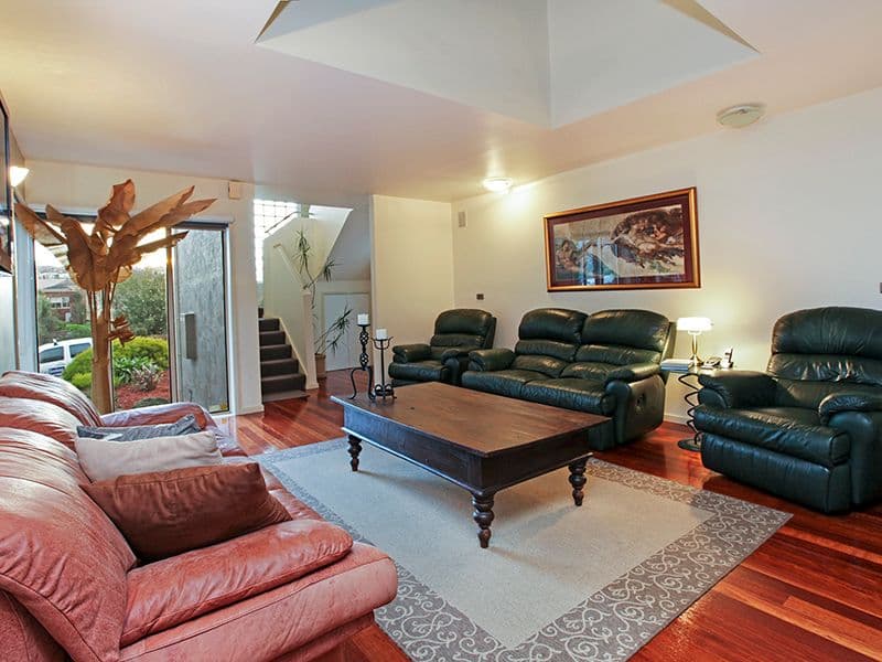 17 St Catherines Drive, HIGHTON VIC 3216, Highton - Thumbnail 3