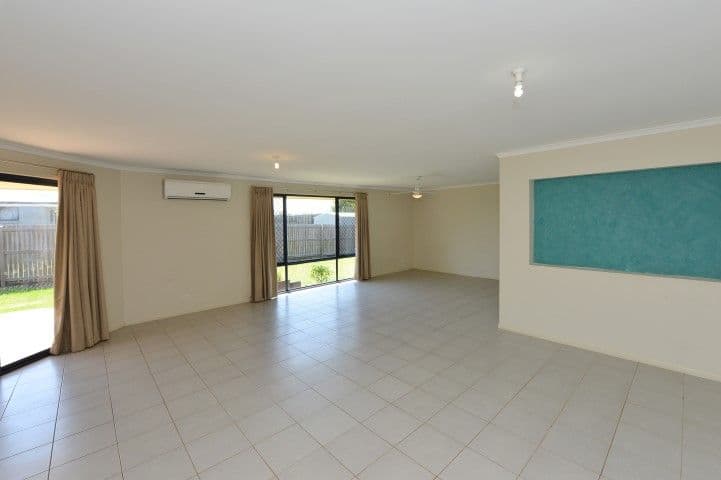 1 Jacaranda Court, WESTBROOK QLD 4350, Westbrook - Thumbnail 6