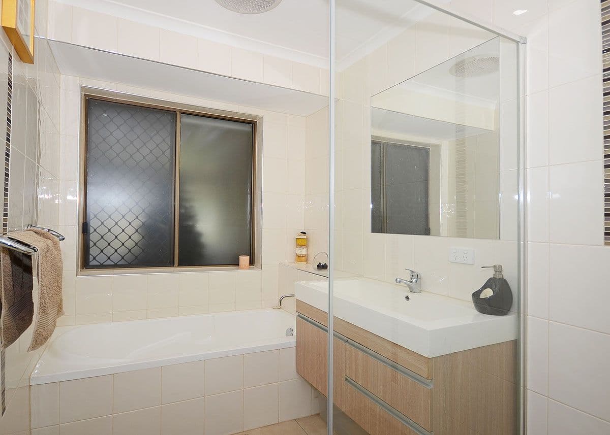 13 Marlin Street, KAWUNGAN QLD 4655, Kawungan - Thumbnail 6