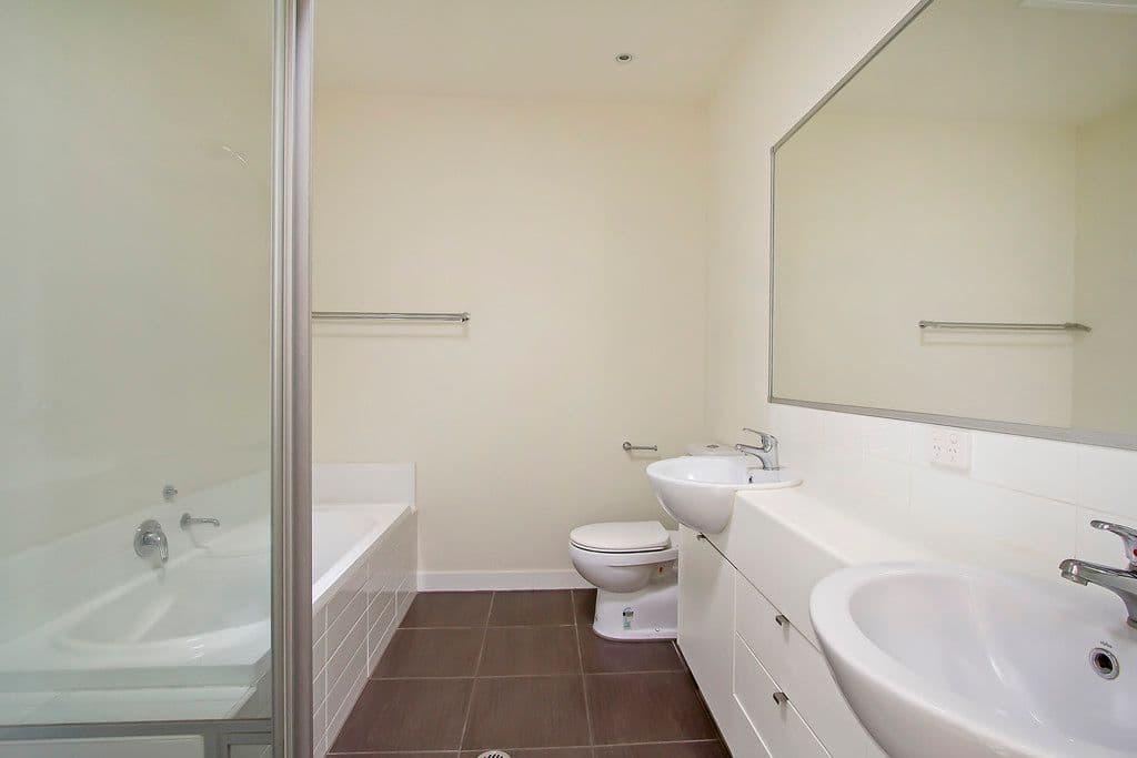 13 Emily Way, VARSITY LAKES QLD 4227, Varsity Lakes - Thumbnail 7