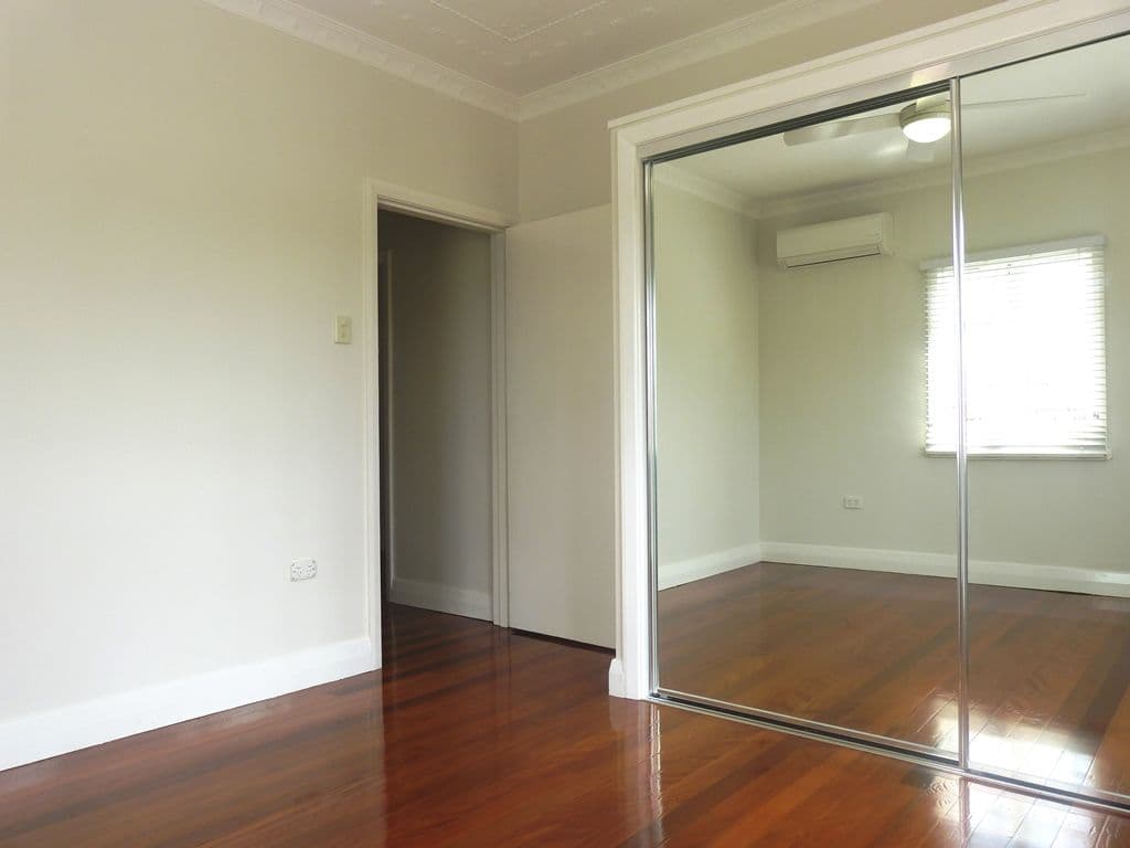 21 Palmer Street, GREENSLOPES QLD 4120, Greenslopes - Thumbnail 5