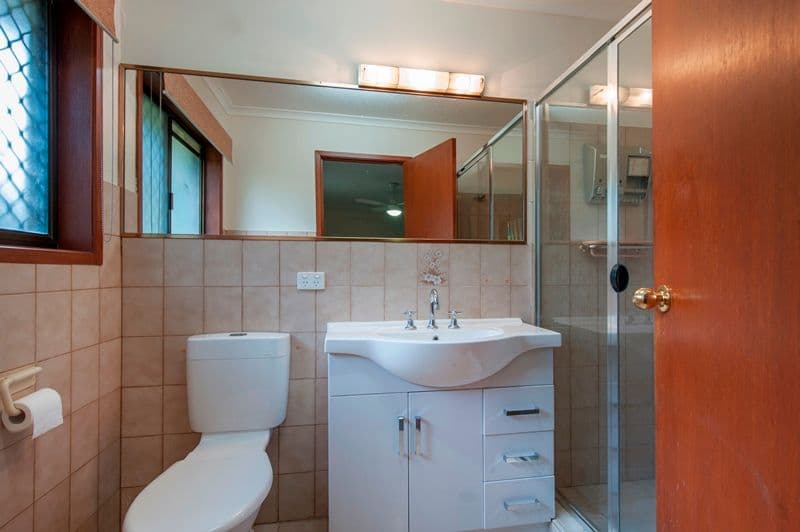 13 Derwent Avenue, HELENSVALE QLD 4212, Helensvale - Thumbnail 8