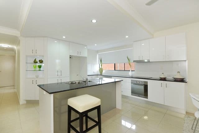 146-150 Grafton Street, CAIRNS QLD 4870, Cairns - Thumbnail 2