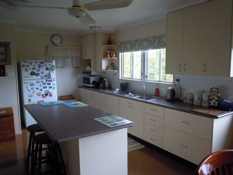 2189 Clifton Leyburn Road, CLIFTON QLD 4361, Clifton - Thumbnail 5