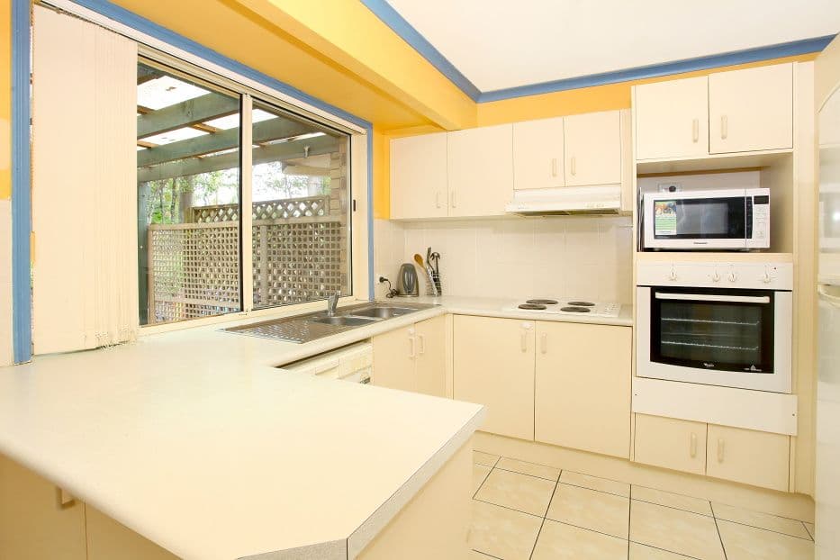 23 Thorngate Drive, ROBINA QLD 4226, Robina - Thumbnail 5