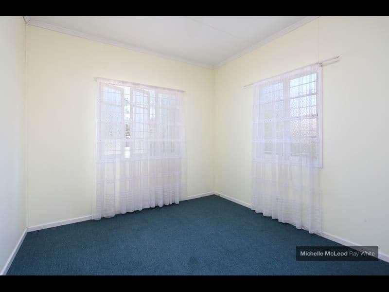 40 Brookfield Road, KENMORE QLD 4069, Kenmore - Thumbnail 8