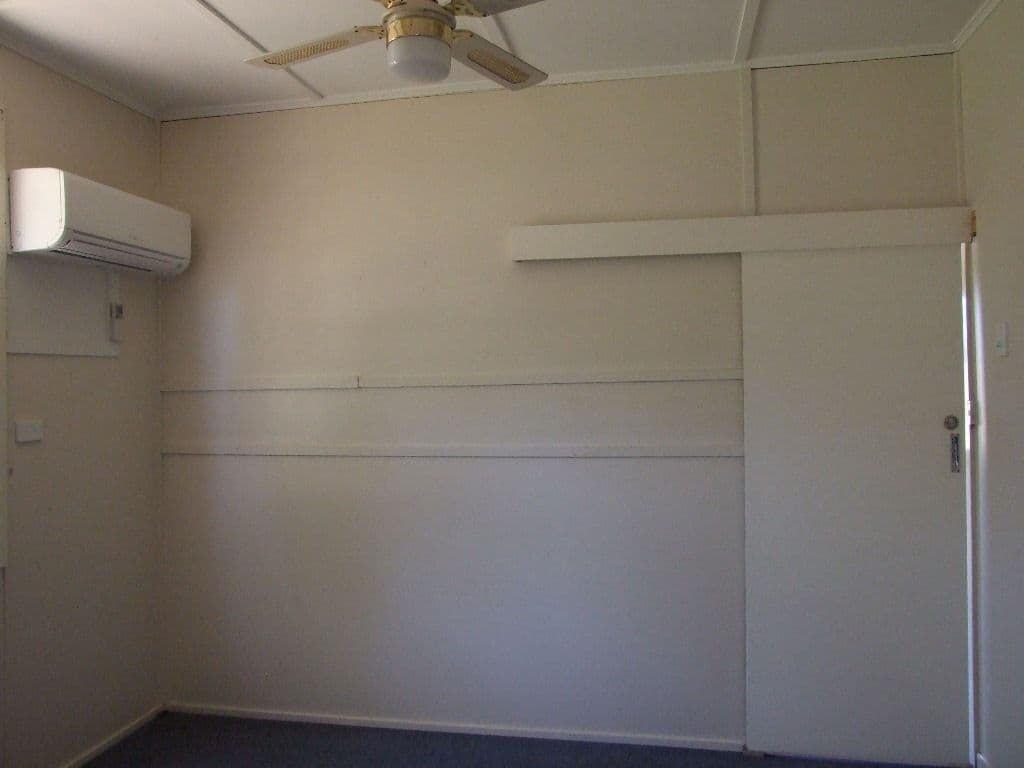 82 Eagle Street, LONGREACH QLD 4730, Longreach - Thumbnail 6