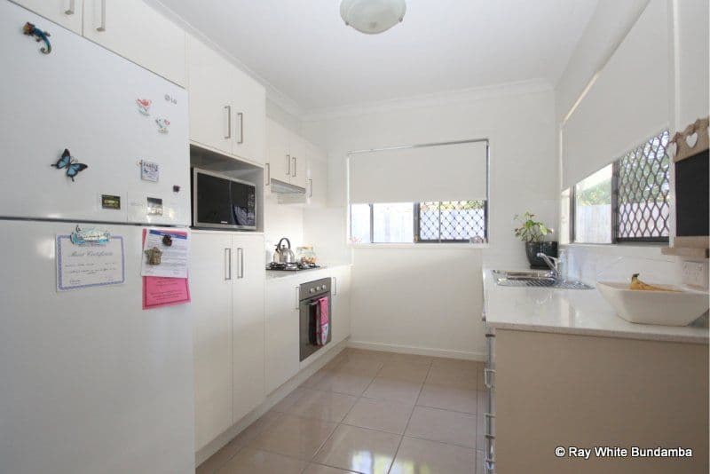 20 Russell Street, SILKSTONE QLD 4304, Silkstone - Thumbnail 5