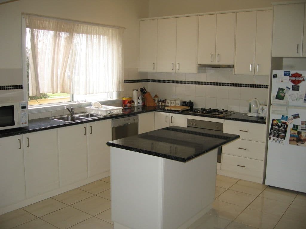 67 Dudley Street, ROCHESTER VIC 3561, Rochester - Thumbnail 2