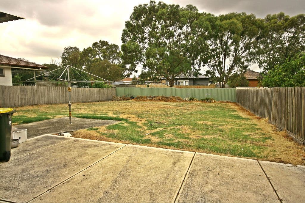 70 Jamieson Street, ST ALBANS VIC 3021, St Albans - Thumbnail 5