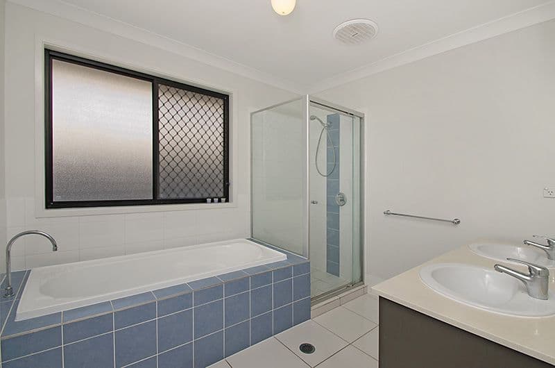 1 Bainbridge Circuit, SIPPY DOWNS QLD 4556, Sippy Downs - Thumbnail 5
