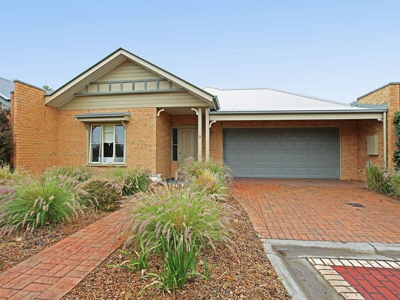 5 Rathmines Place, HIGHTON VIC 3216, Highton - Image 1