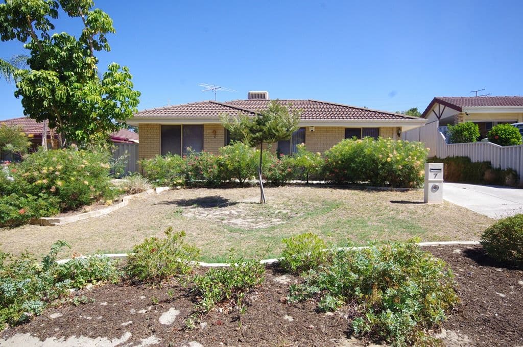 7 Manna Close, MIRRABOOKA WA 6061, Mirrabooka - Image 1