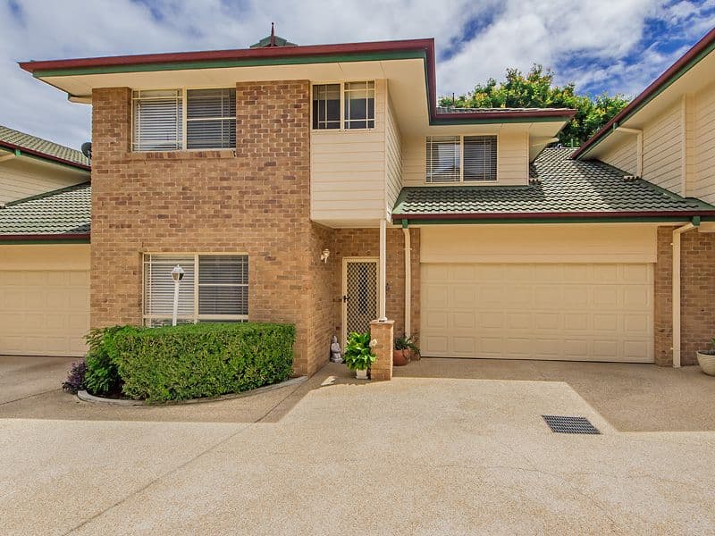 18 Charlton Street, SOUTHPORT QLD 4215, Southport - Image 1