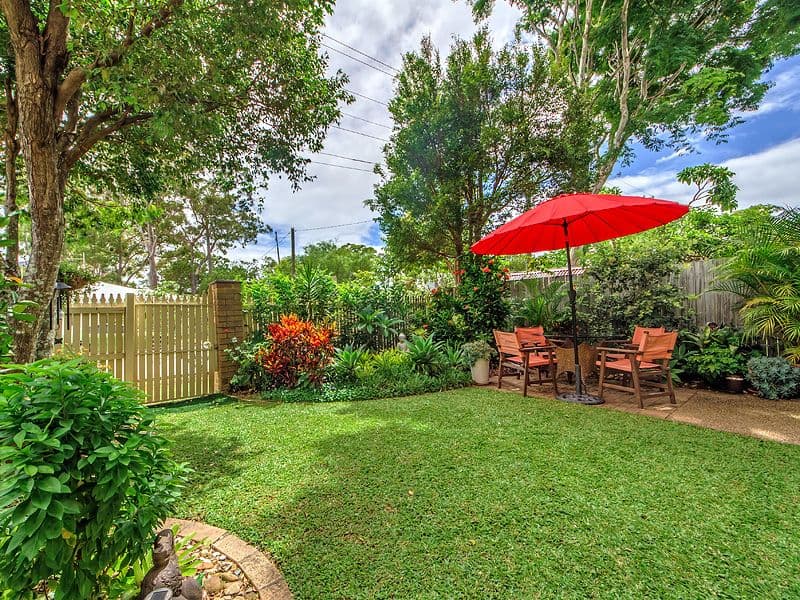 18 Charlton Street, SOUTHPORT QLD 4215, Southport - Thumbnail 2