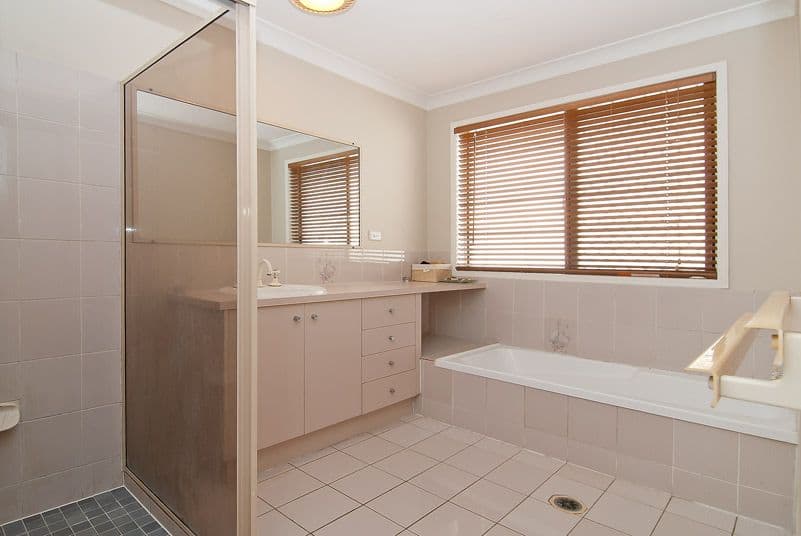 13 Marjorie Street, ROCHEDALE SOUTH QLD 4123, Rochedale South - Thumbnail 8