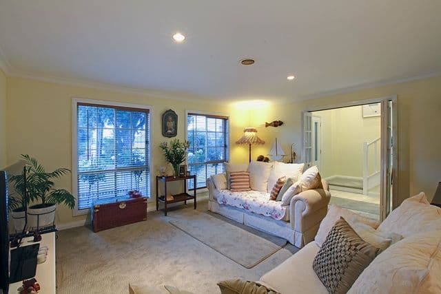 25 Chenies Street, RESERVOIR VIC 3073, Reservoir - Thumbnail 2