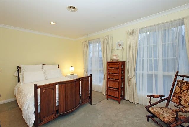 25 Chenies Street, RESERVOIR VIC 3073, Reservoir - Thumbnail 6