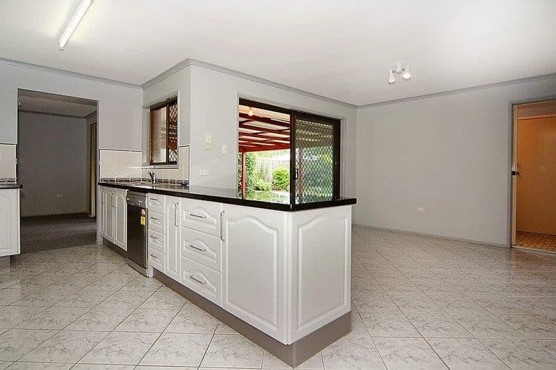 23 Wilson Drive, CAMIRA QLD 4300, Camira - Thumbnail 4