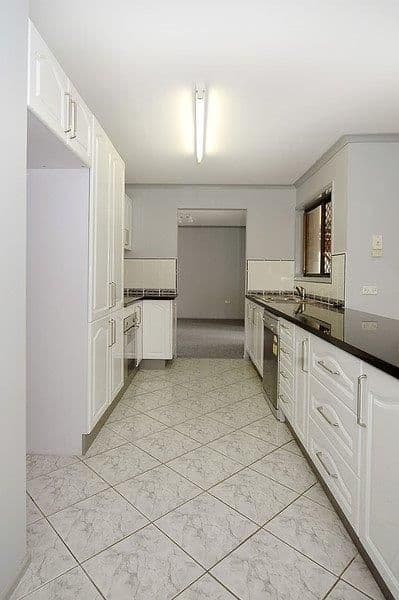 23 Wilson Drive, CAMIRA QLD 4300, Camira - Thumbnail 3