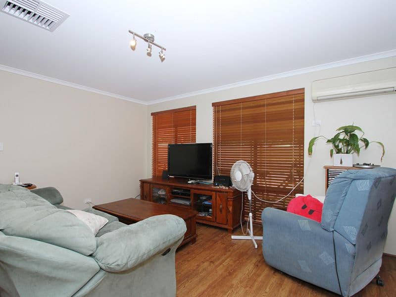 35 Lansdowne Entrance, CANNING VALE WA 6155, Canning Vale - Thumbnail 7