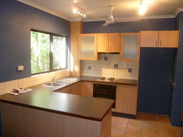 2/8 Winston Avenue, STUART PARK NT 0820, Stuart Park - Image 1