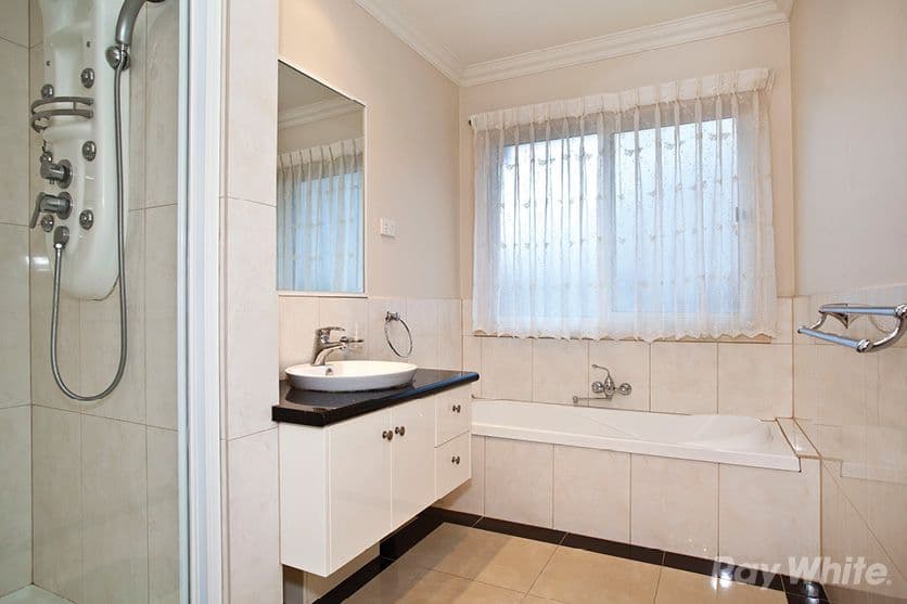 6 Park Street, GLEN WAVERLEY VIC 3150, Glen Waverley - Thumbnail 4