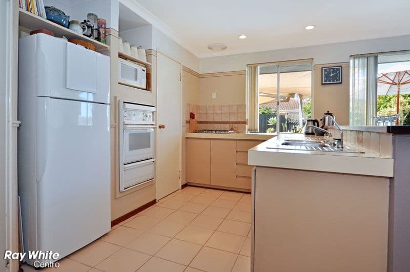 12 Lukin Way, BASSENDEAN WA 6054, Bassendean - Thumbnail 7