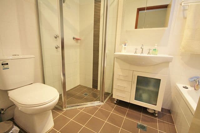 16 Bensley Road, MACQUARIE FIELDS NSW 2564, Macquarie Fields - Thumbnail 4