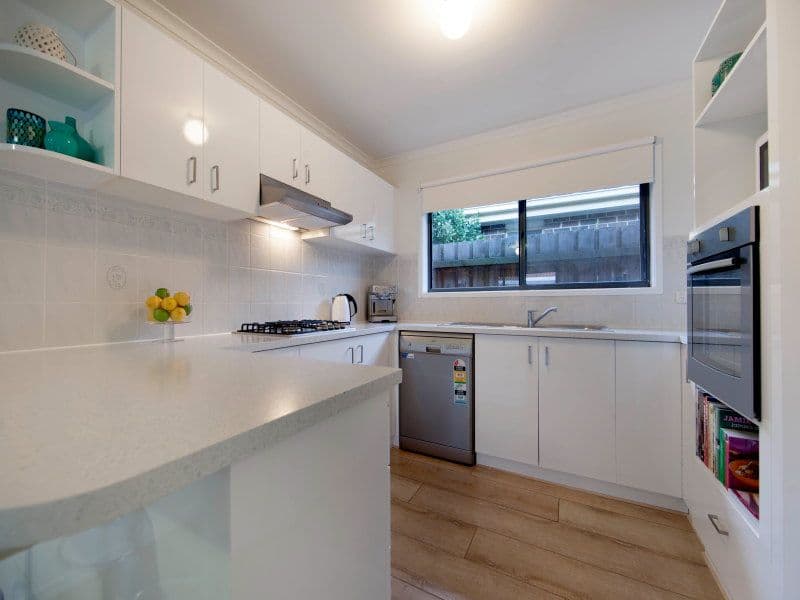 5 Bay Rise Drive, MORNINGTON VIC 3931, Mornington - Thumbnail 3