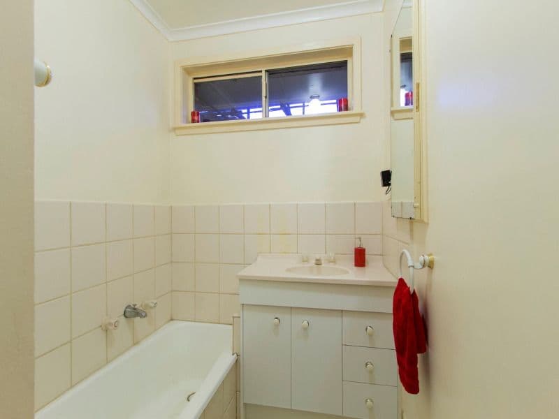 4 Honeysuckle Street, FRANKSTON NORTH VIC 3200, Frankston North - Thumbnail 6