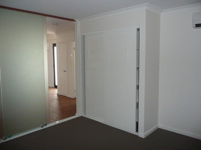 Unit 2/5 Beacon Close, SOUTH HEDLAND WA 6722, South Hedland - Thumbnail 3