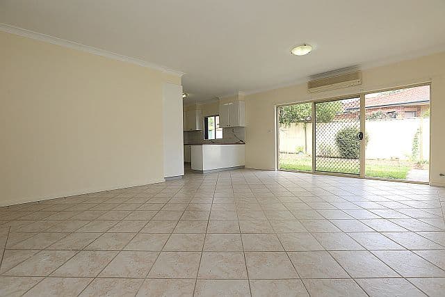 24 Crest Avenue, MOUNT PLEASANT, Mount Pleasant - Thumbnail 2