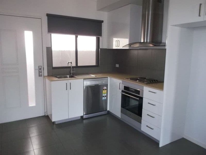 7/8 Beacon Close, SOUTH HEDLAND WA 6722, South Hedland - Thumbnail 2