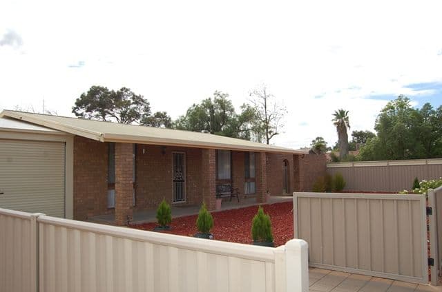 17 Cooper Street, STIRLING NORTH SA 5710, Stirling North - Thumbnail 2