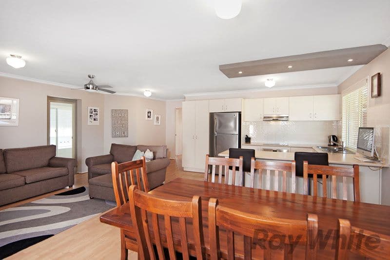 5 Pulaski Court, LAKE MUNMORAH NSW 2259, Lake Munmorah - Thumbnail 2
