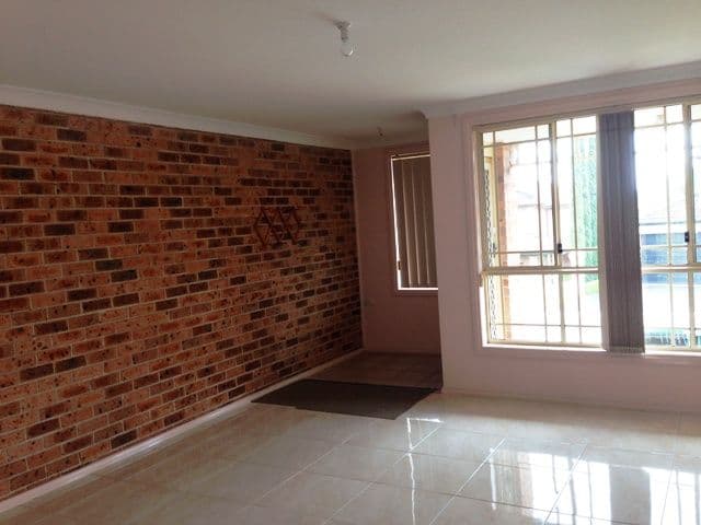 5 Neptune Street, Green Valley NSW 2168, Green Valley - Thumbnail 2