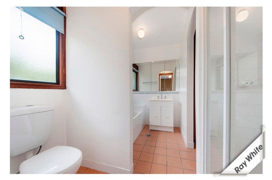 17 Goddard Crescent, Holt ACT 2615, Holt - Thumbnail 3