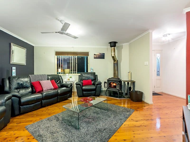 9 Whimbrel Street, WARNER QLD 4500, Warner - Thumbnail 6