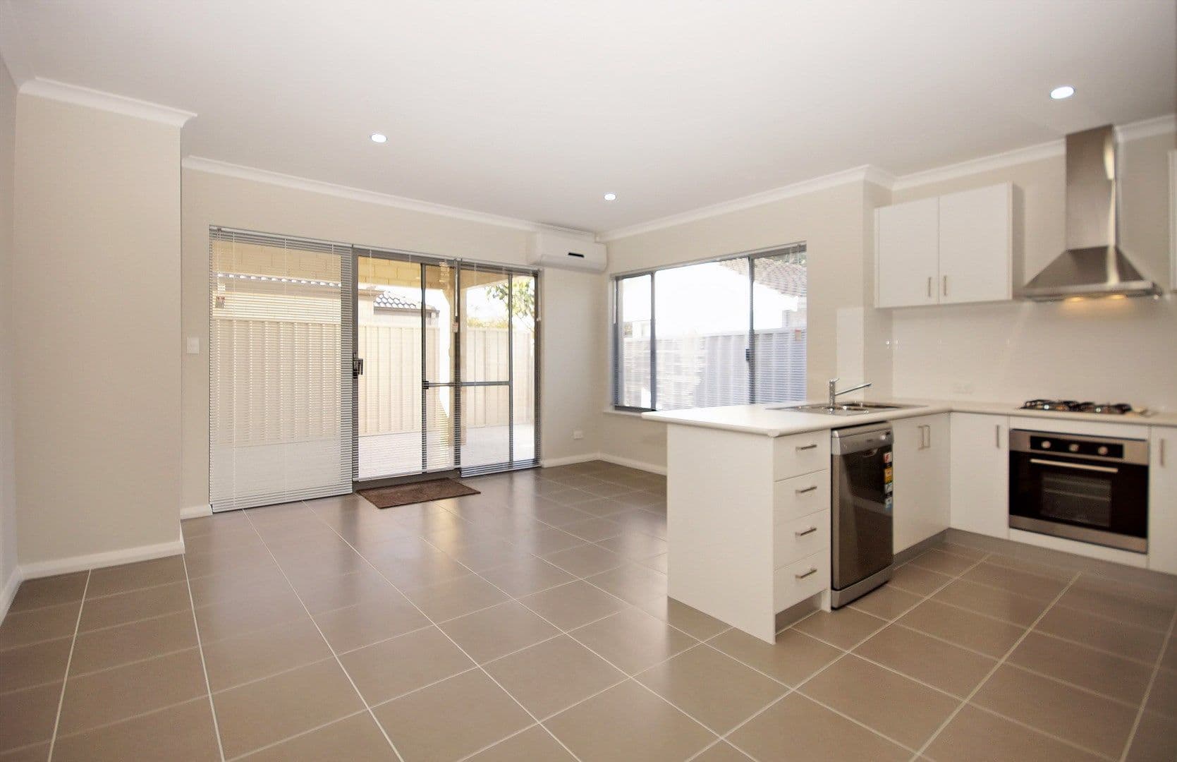 18 Hornsey Way, BALGA WA 6061, Balga - Thumbnail 3
