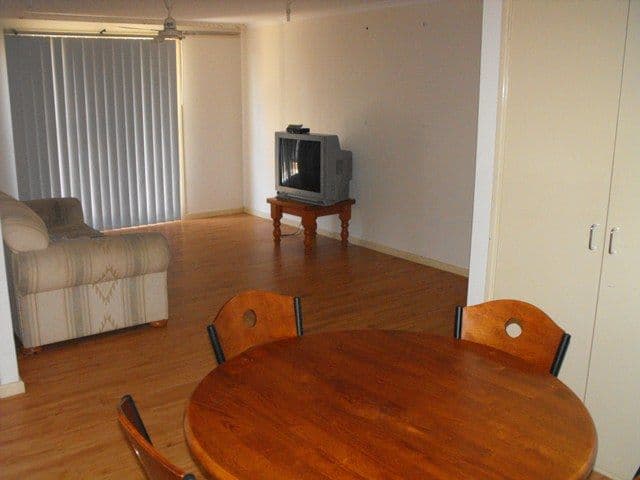 Unit 6, 1 Hearn Place, Carnarvon WA 6701, Carnarvon - Thumbnail 2