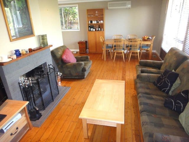 22 Raymond Street, AINSLIE ACT 2602, Ainslie - Thumbnail 2