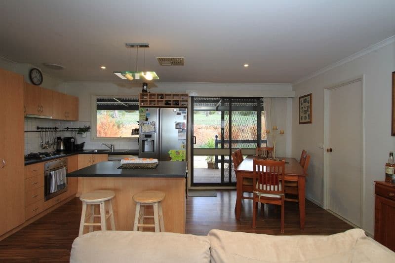 86 Palling Road, HEATHCOTE VIC 3523, Heathcote - Thumbnail 2