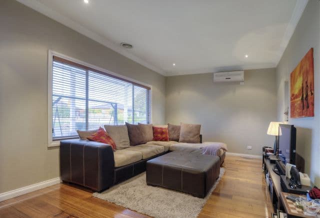 7 Caroline Street, THOMASTOWN VIC 3074, Thomastown - Thumbnail 2