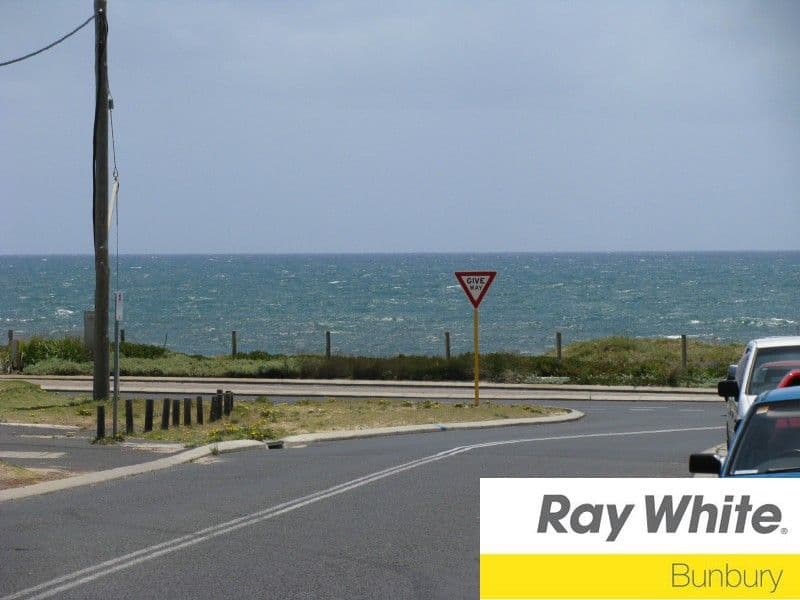 3/4 William Street, BUNBURY WA 6230, Bunbury - Thumbnail 2