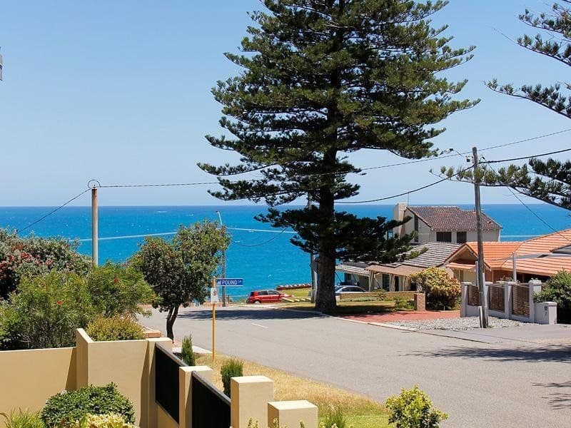 4/112 Flora Terrace, NORTH BEACH WA 6020, North Beach - Thumbnail 3