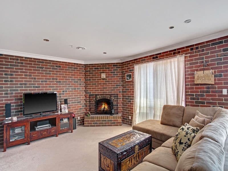 30 Brendan Street, Mernda VIC 3754, Mernda - Thumbnail 3