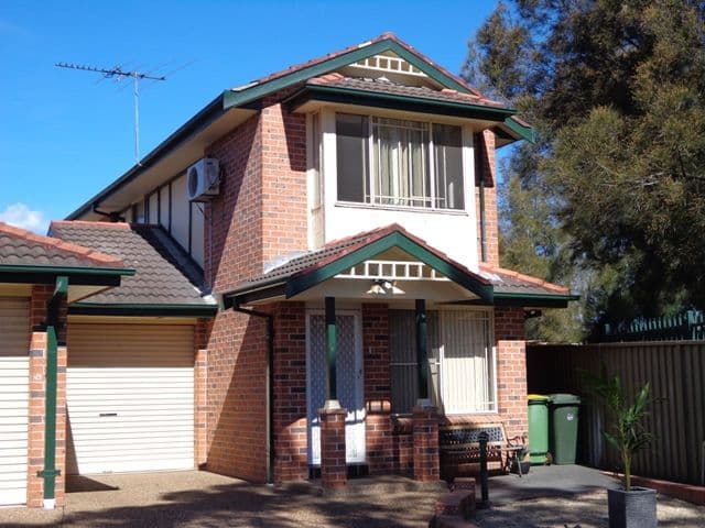 Edensor Park NSW 2176, Edensor Park - Image 1
