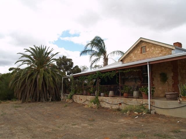 135 Princes Highway, Trafalgar, VIC, 3824, Trafalgar - Thumbnail 2