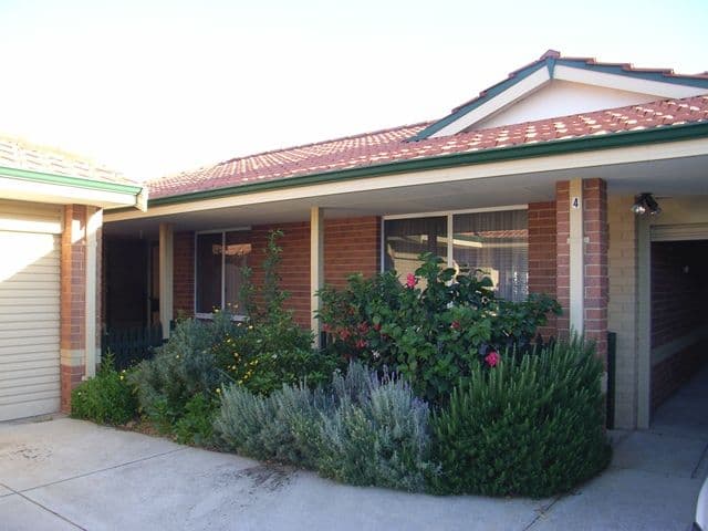 4/11 Elvire Street, VIVEASH WA 6056, Viveash - Image 1